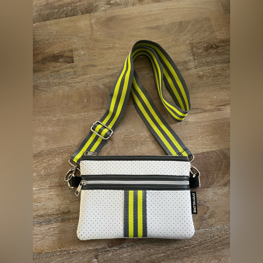 PreneLove crossbody